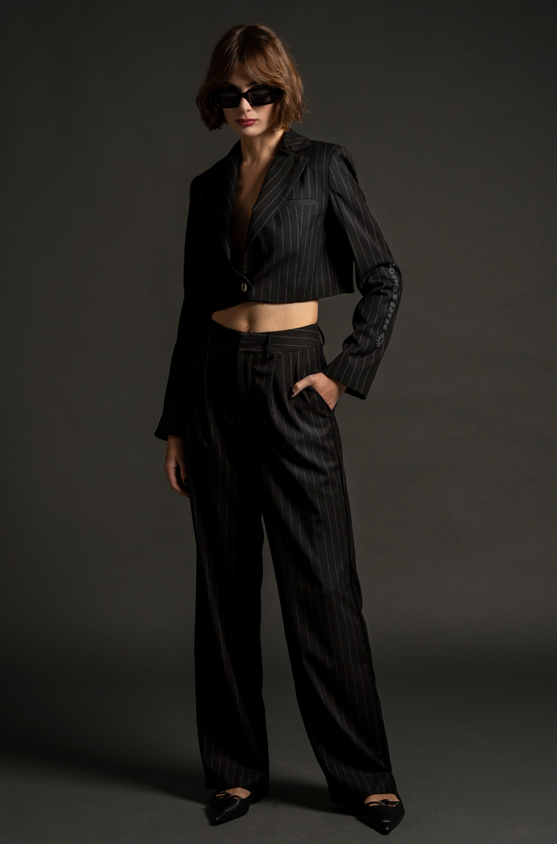 Pinstrip μπλέιζερ