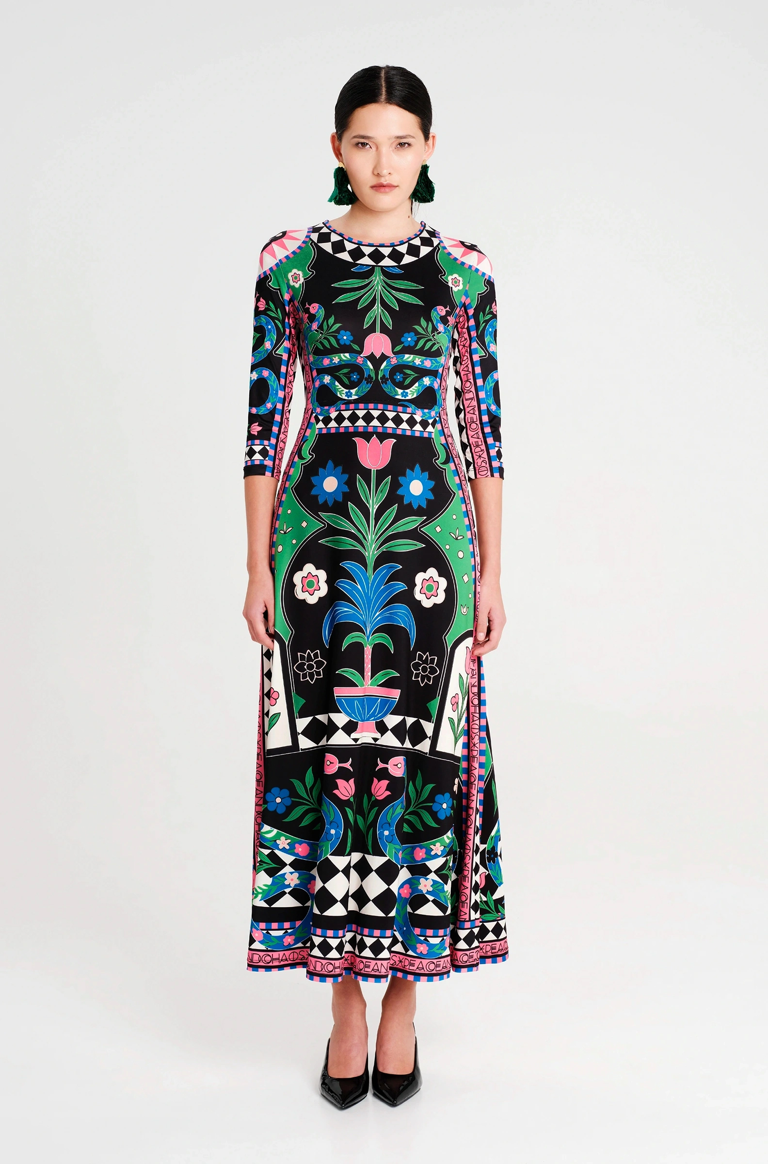 Manifestation dress